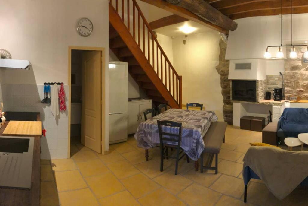 Les Maisons Du Conflent, Maisons Familiales En Pierre Au Coeur Des Remparts Villefranche-de-Conflent Bagian luar foto